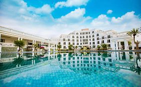 Glory Resort